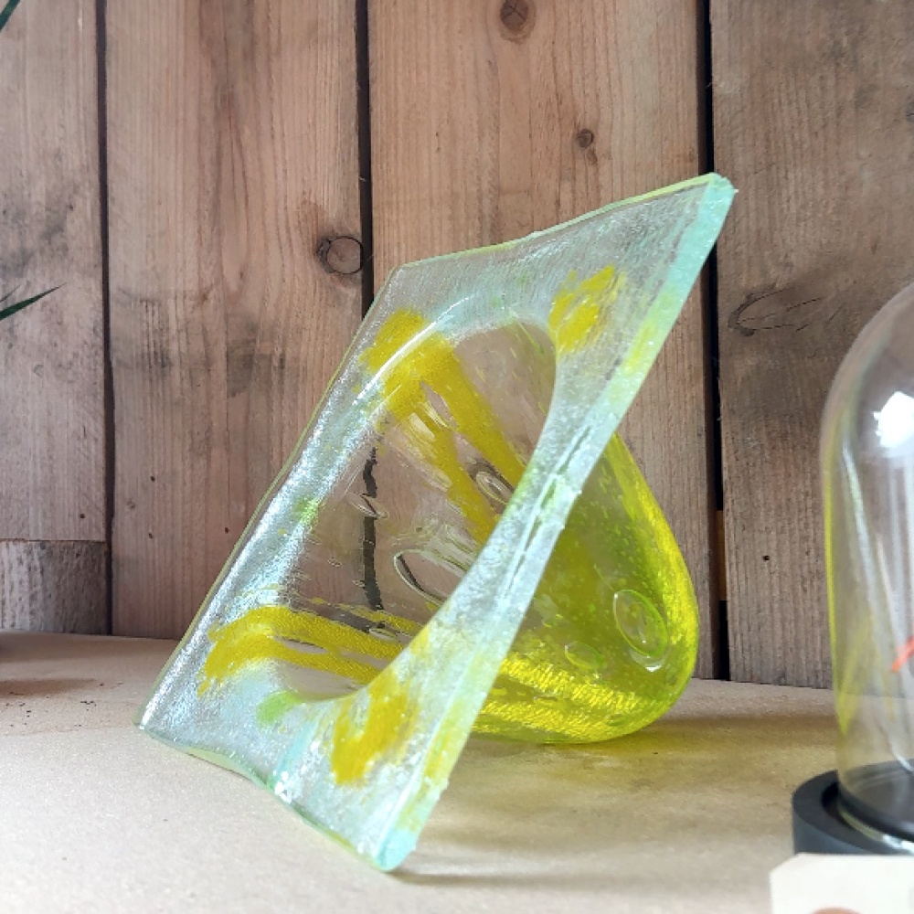 glas yellow